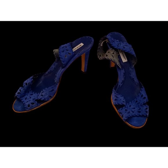 Manolo Blahnik Blue Suede Sling Back Open Pattern High Heel Sandals Size 39.5 - Picture 1 of 12